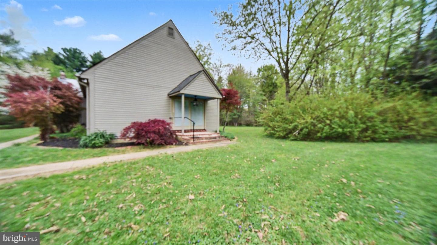 4037 Grande View Drive photo 3
