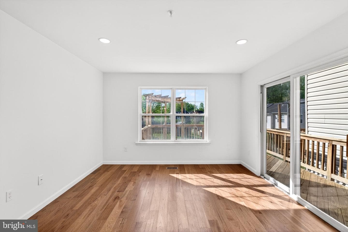 737 Shallow Ridge Court photo 22
