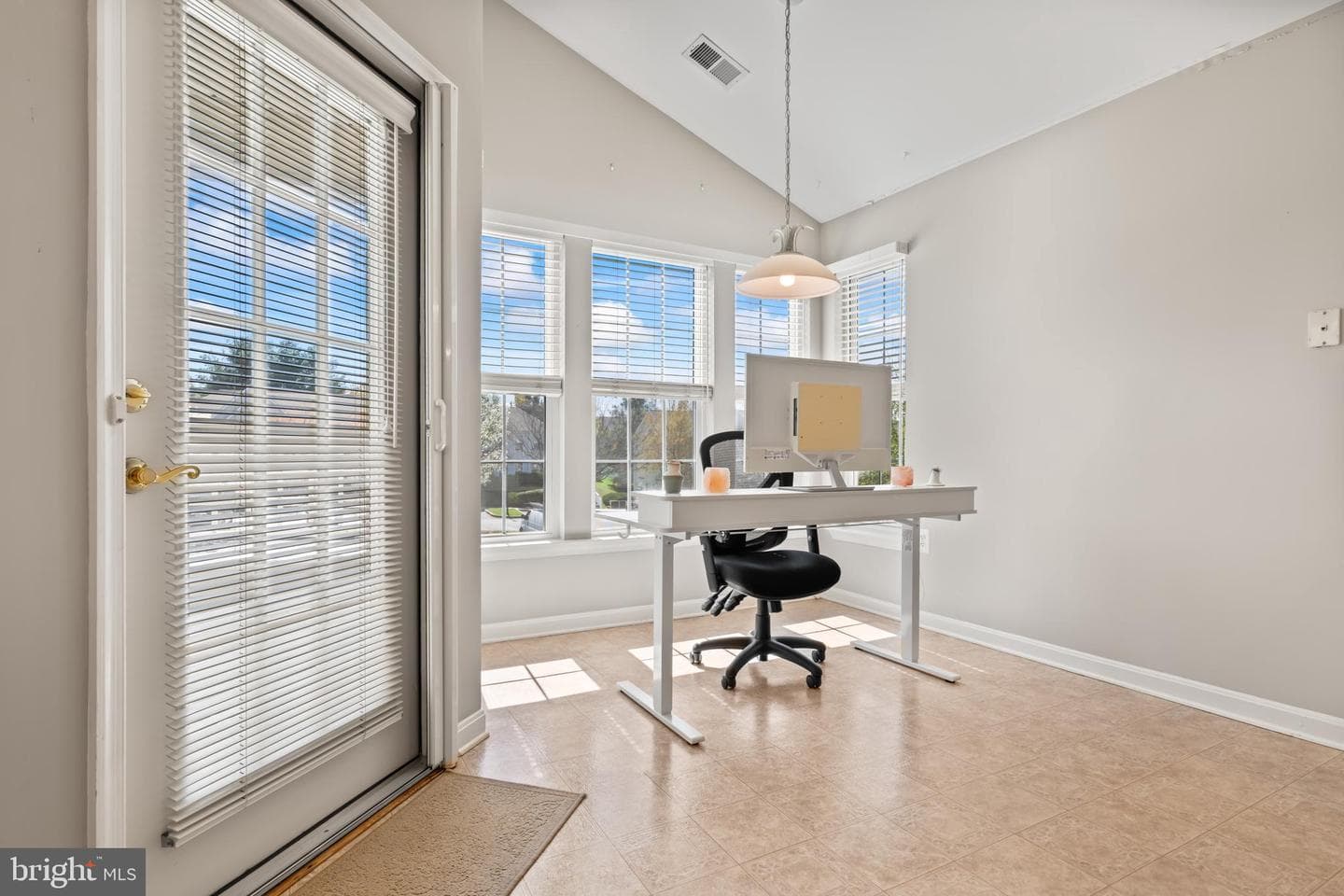 1406 Bonnett Place #210 photo 19