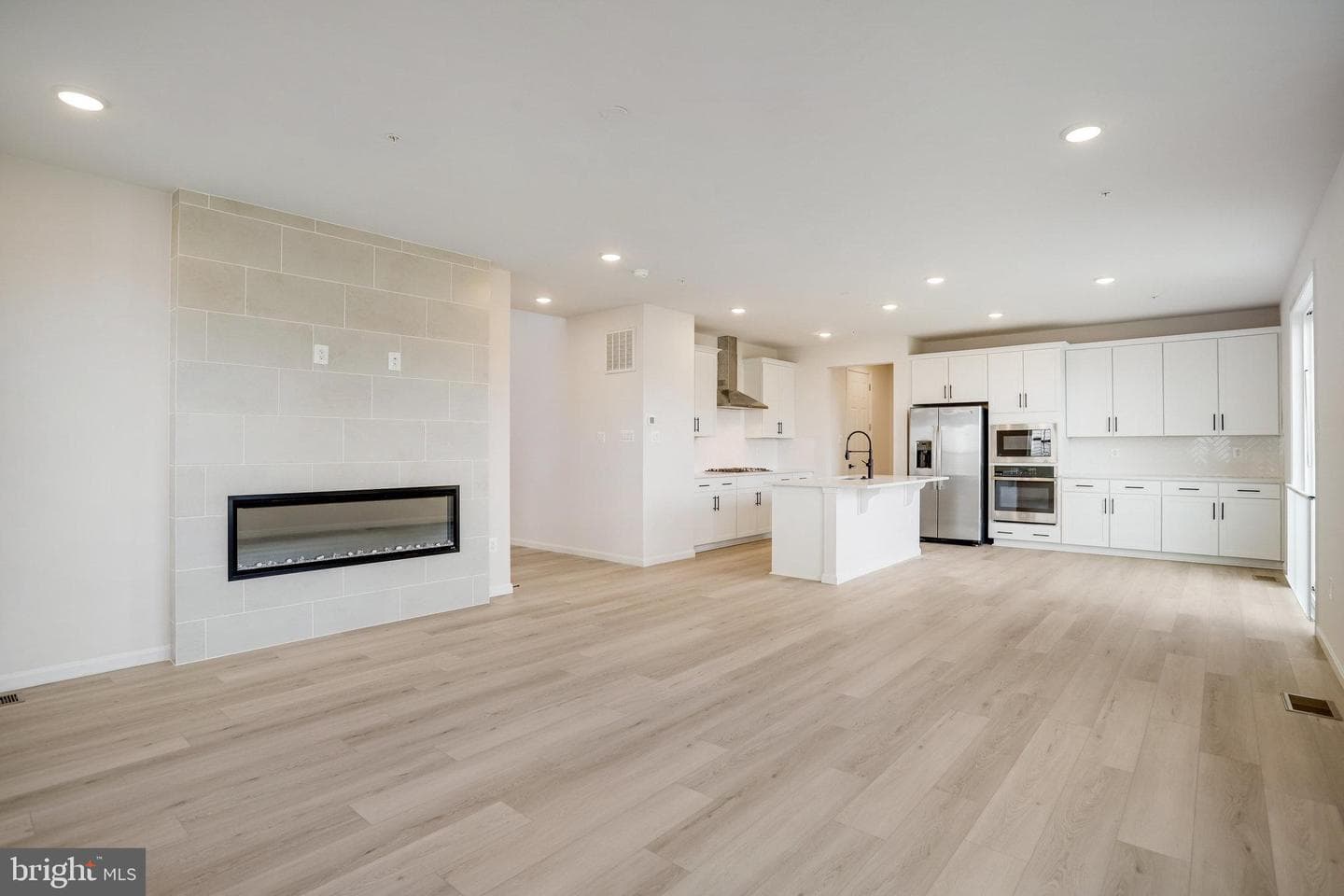 1620 Shady Tree Court photo 17