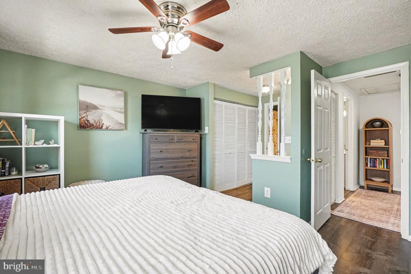 104 Long Meadow Court photo 16