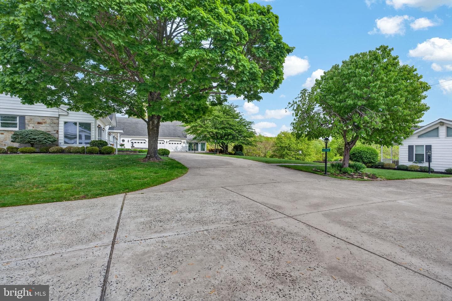 114 Southway Drive photo 58