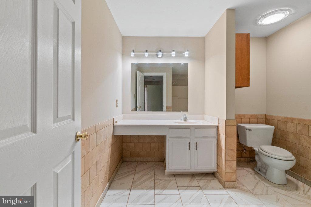 311 Rolling Knoll Drive photo 54