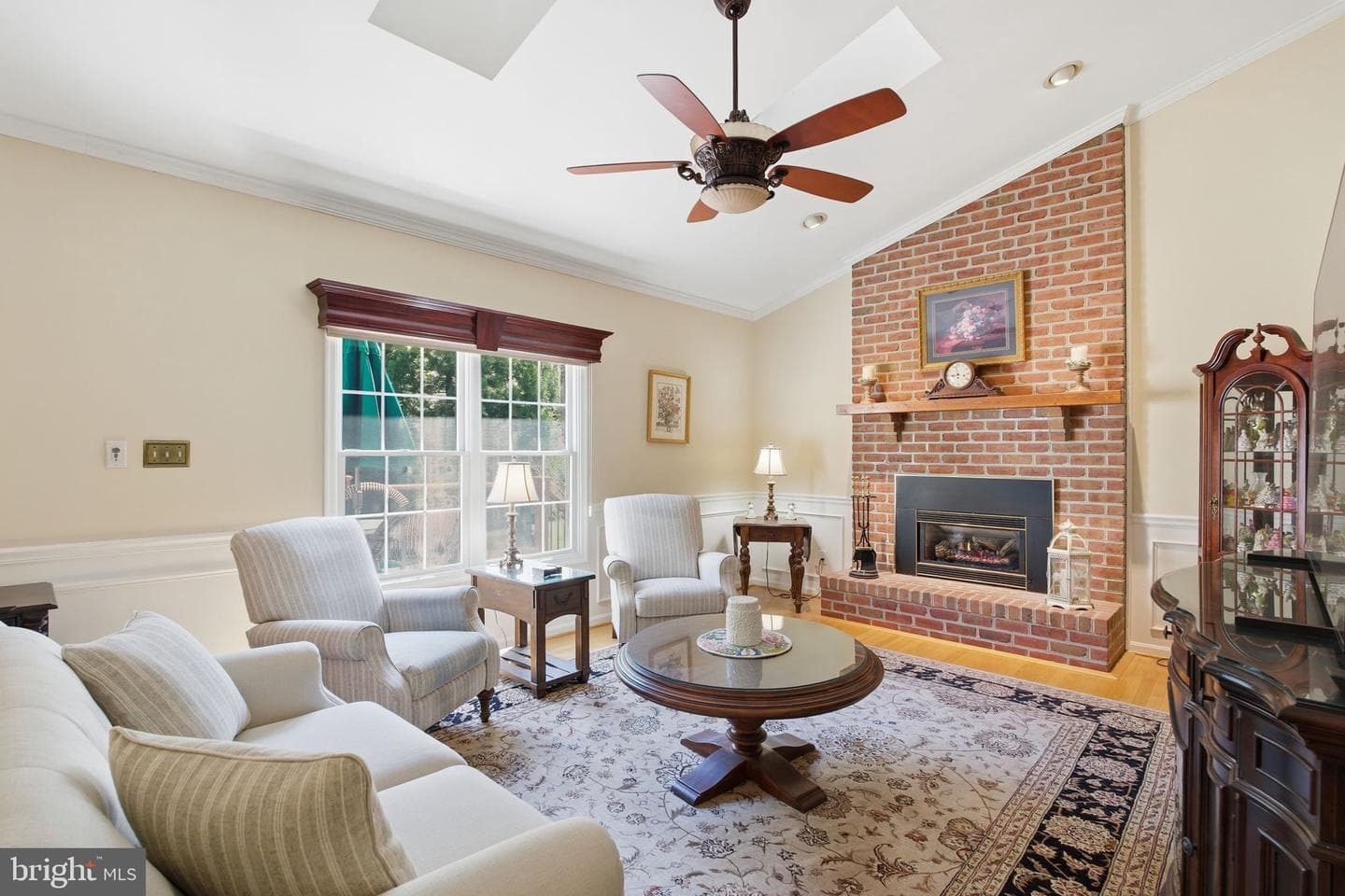 217 Rolling Knoll Drive photo 18