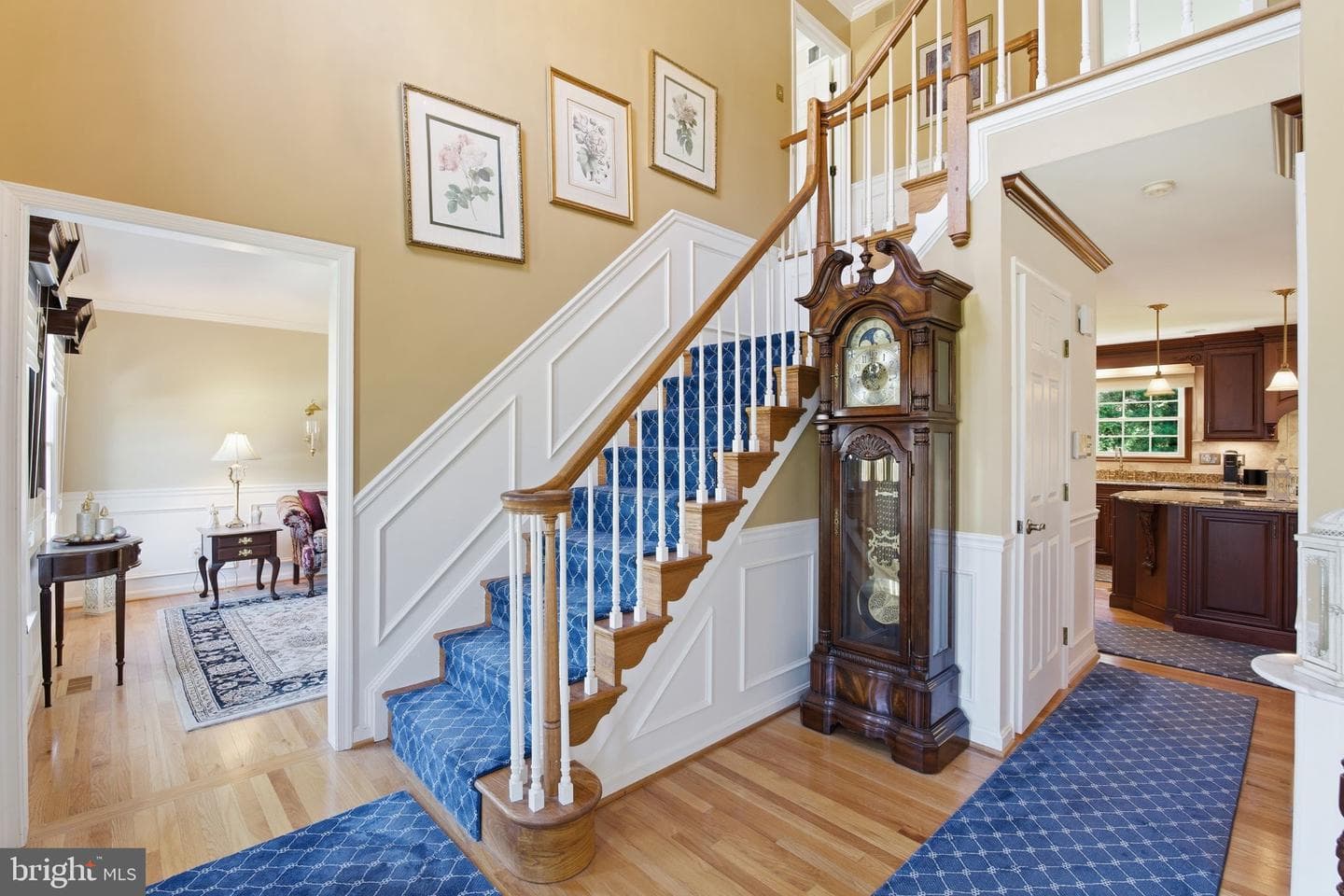 217 Rolling Knoll Drive photo 3