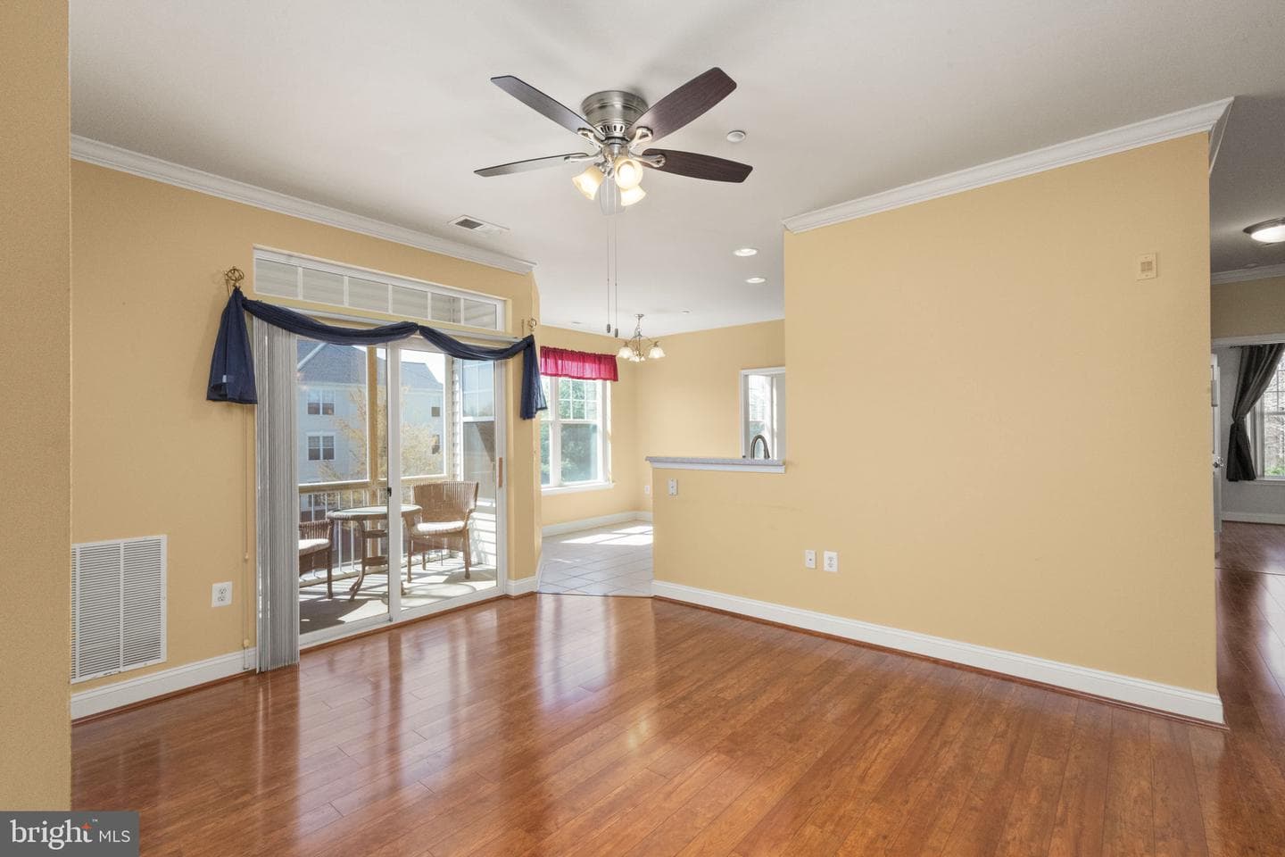 301 Tiree Court #301 photo 4