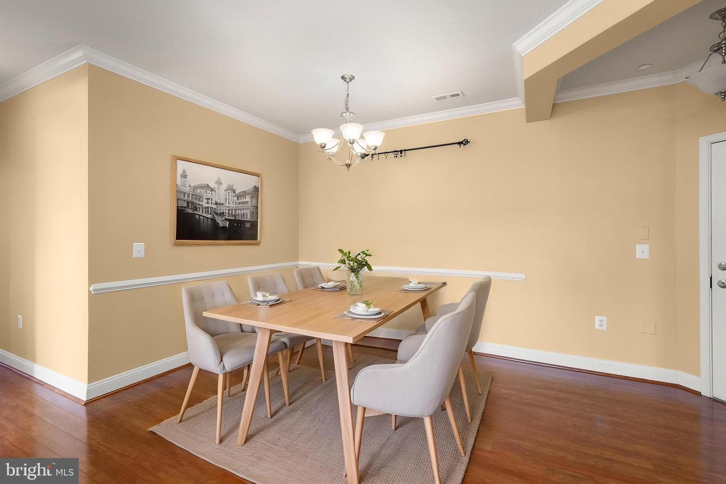 301 Tiree Court #301 photo 6