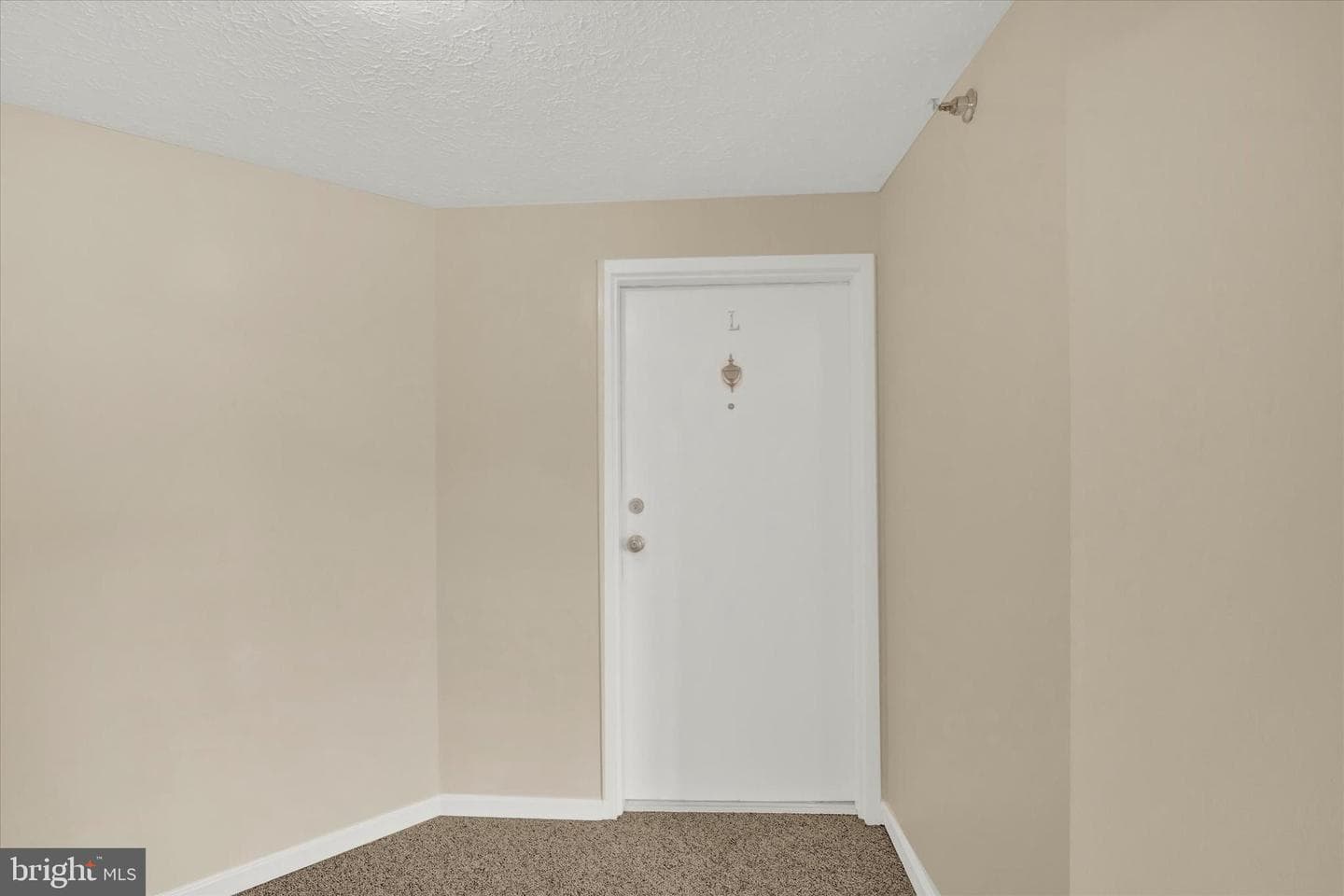 200 Oak Leaf Circle #200-L photo 2