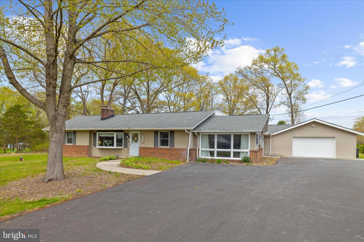 2508 Lincrest Road photo 5