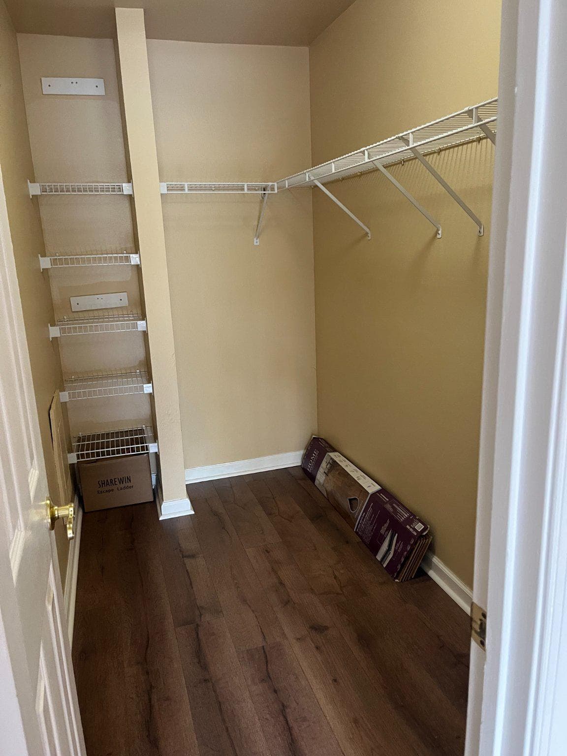 296 Canterbury Rd # 296-J photo 12