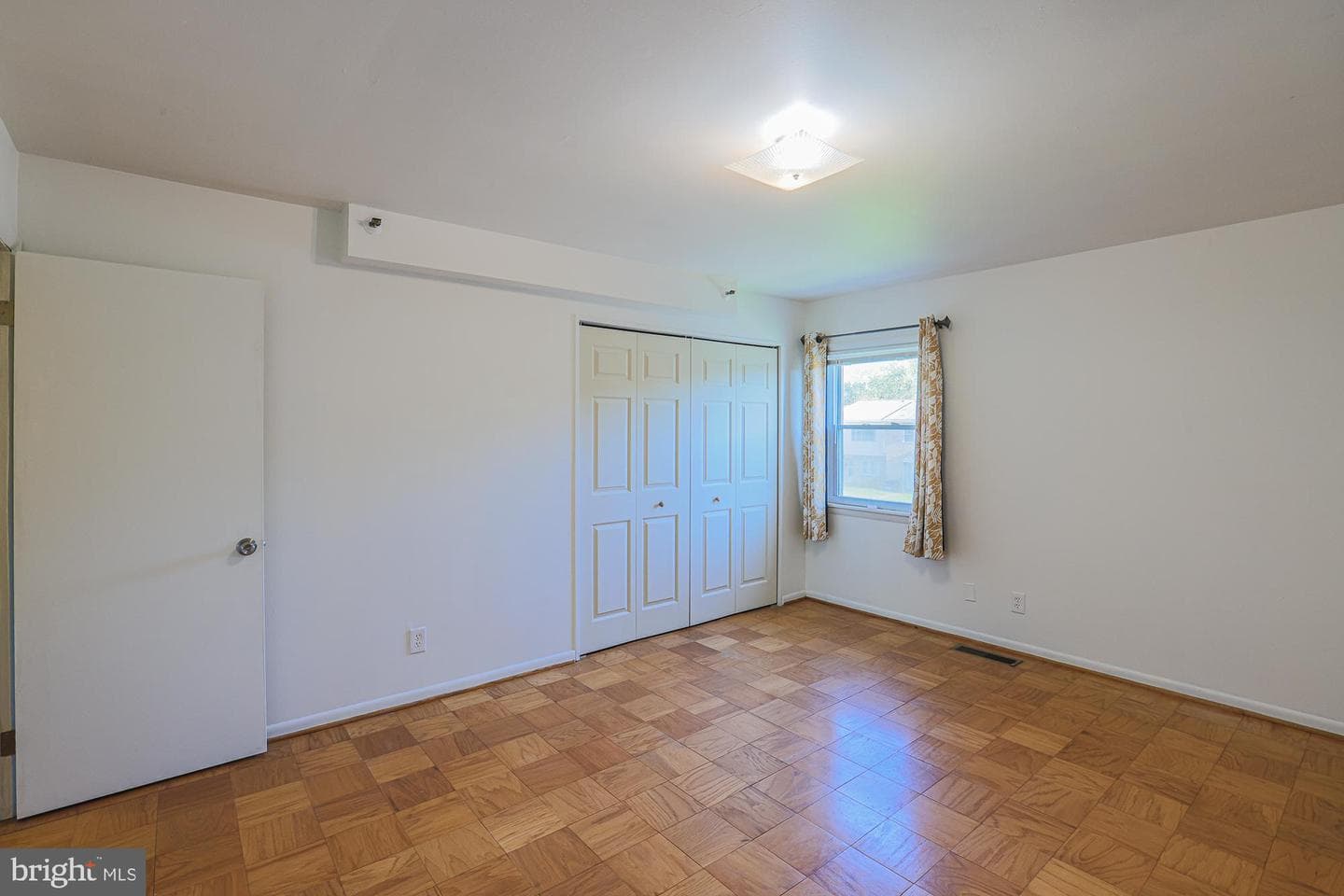 301 Sweet Briar Court photo 26