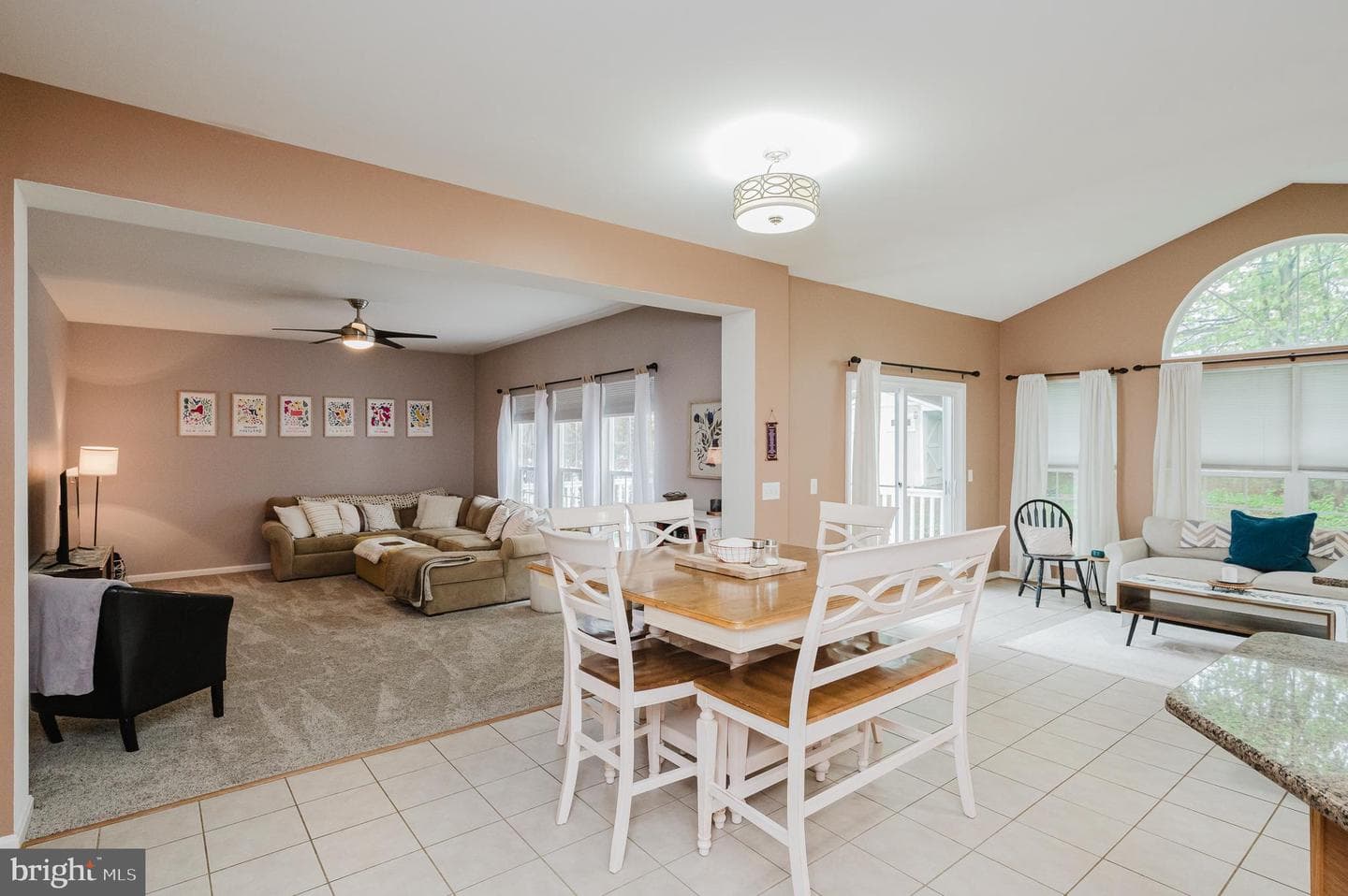 2623 E Rhododendron Drive photo 23