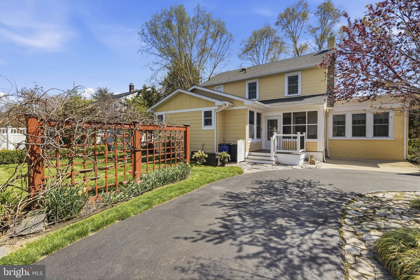 555 Giles Street photo 33