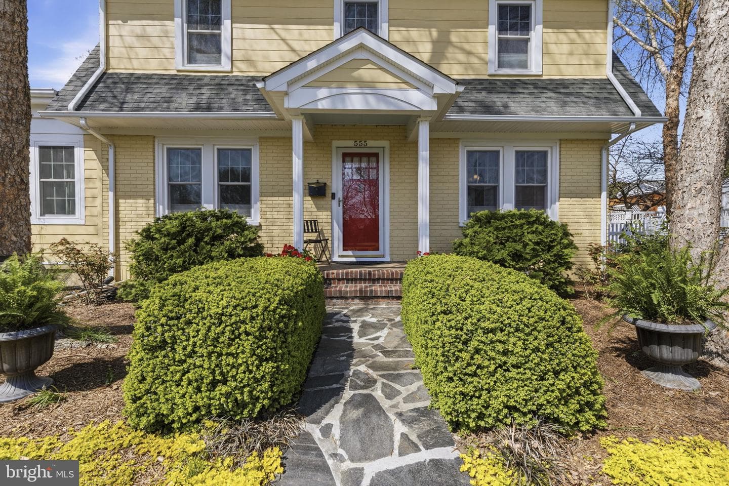 555 Giles Street photo 45