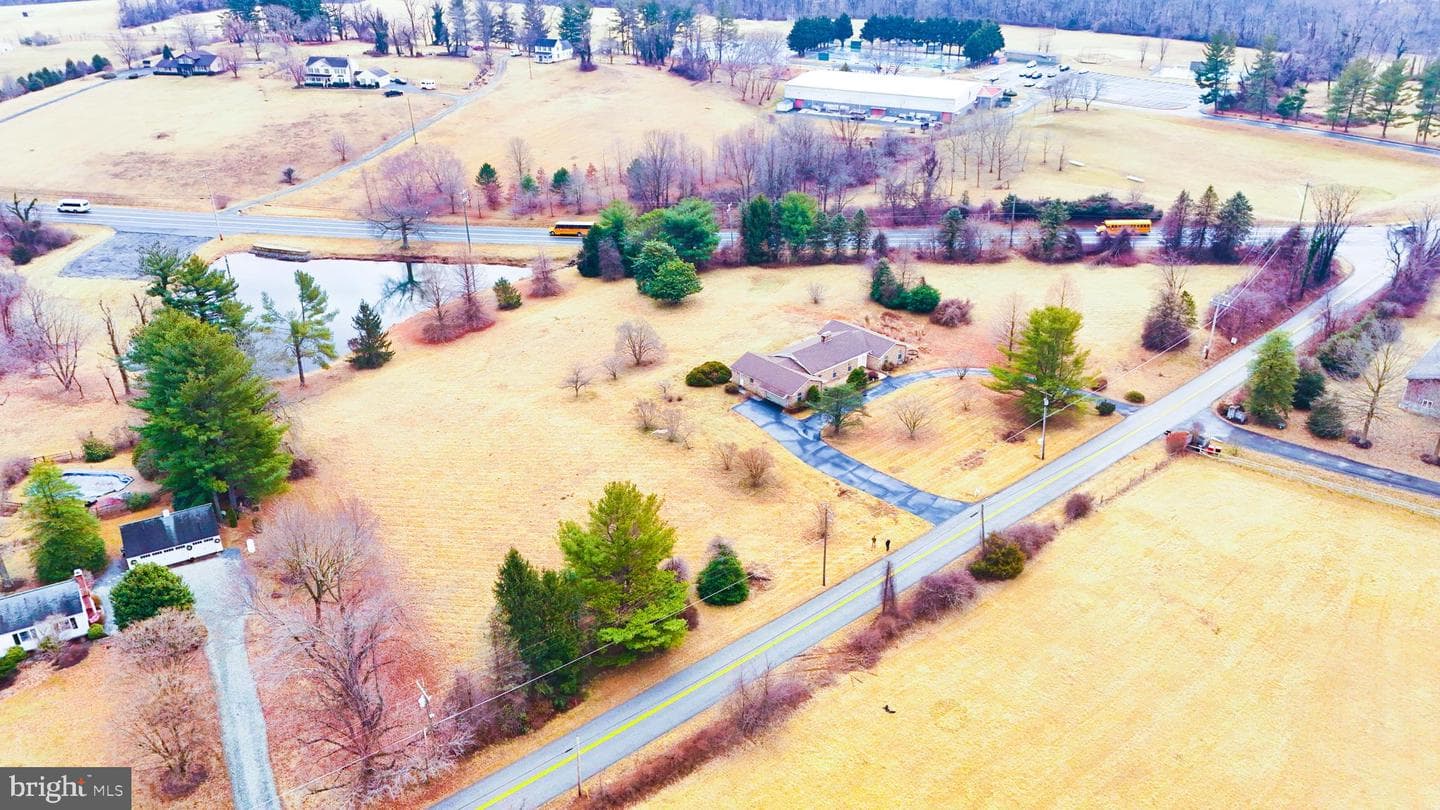 205 Glenville Road photo 24