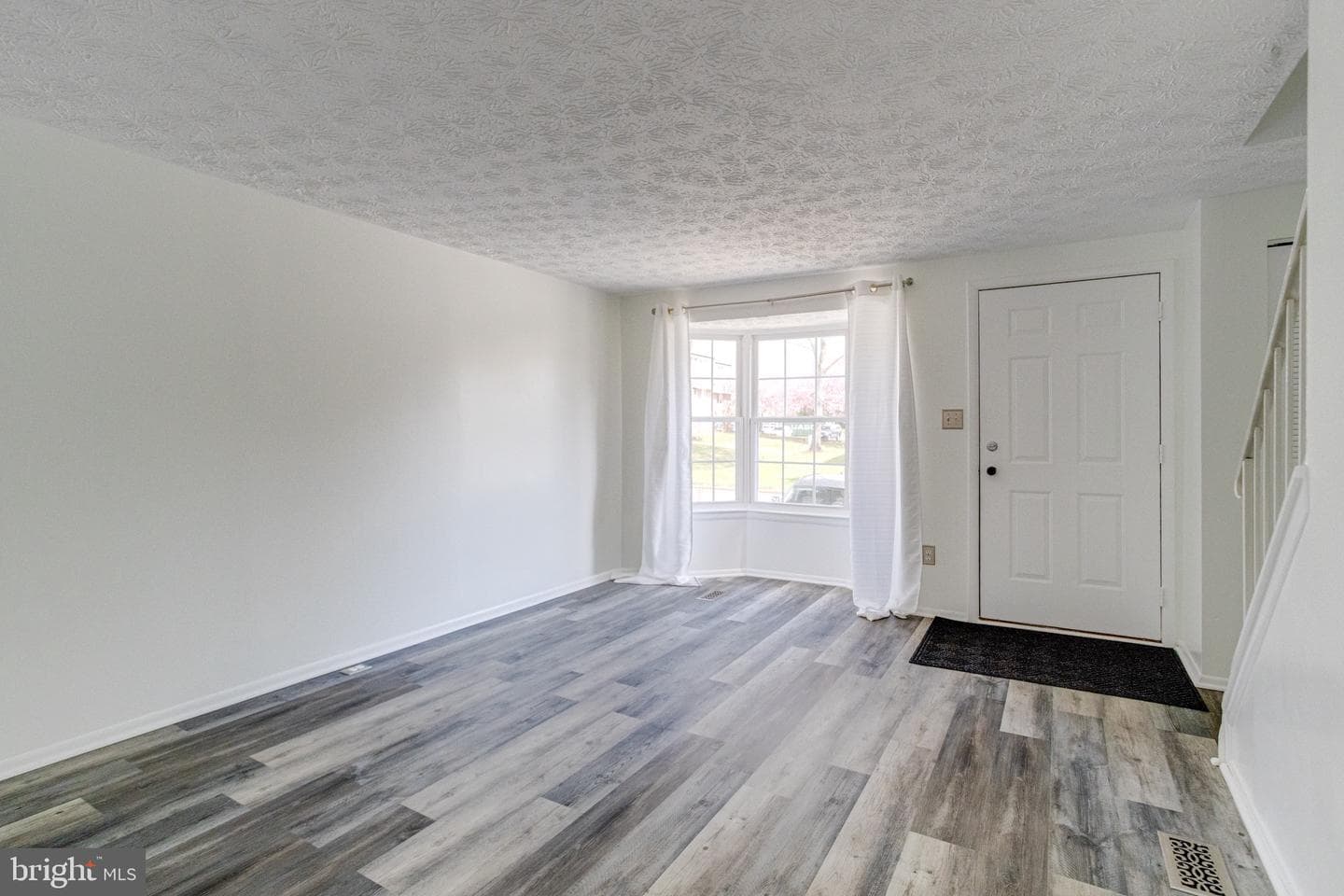 941 Redfield Road photo 9
