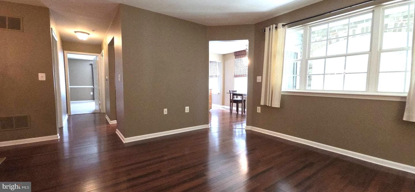 1700 Rich Way #1b photo 8