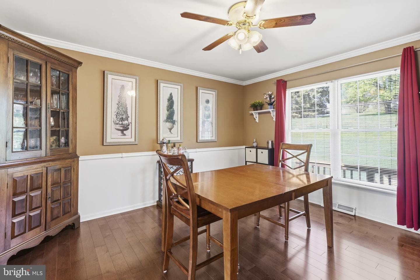 2004 Royal Fern Court photo 12