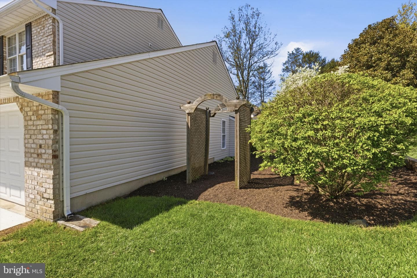 2004 Royal Fern Court photo 28