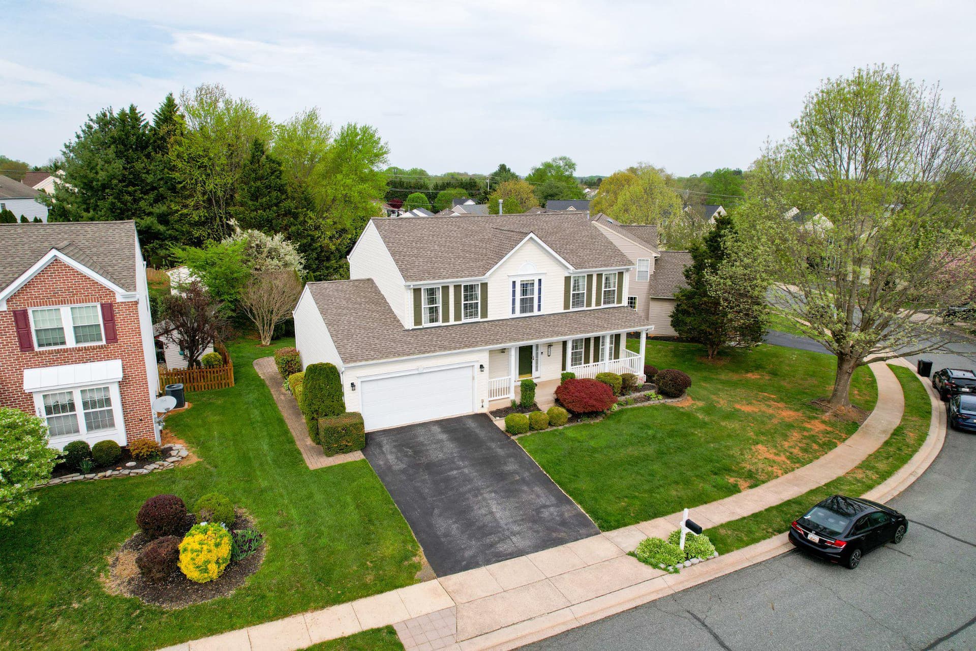588 Felix Court photo 3