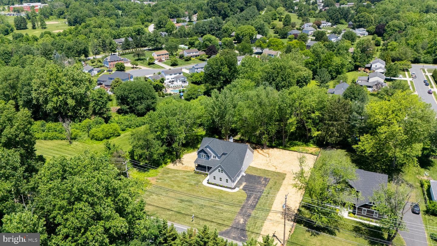 703 Fountain Green Rd N photo 60