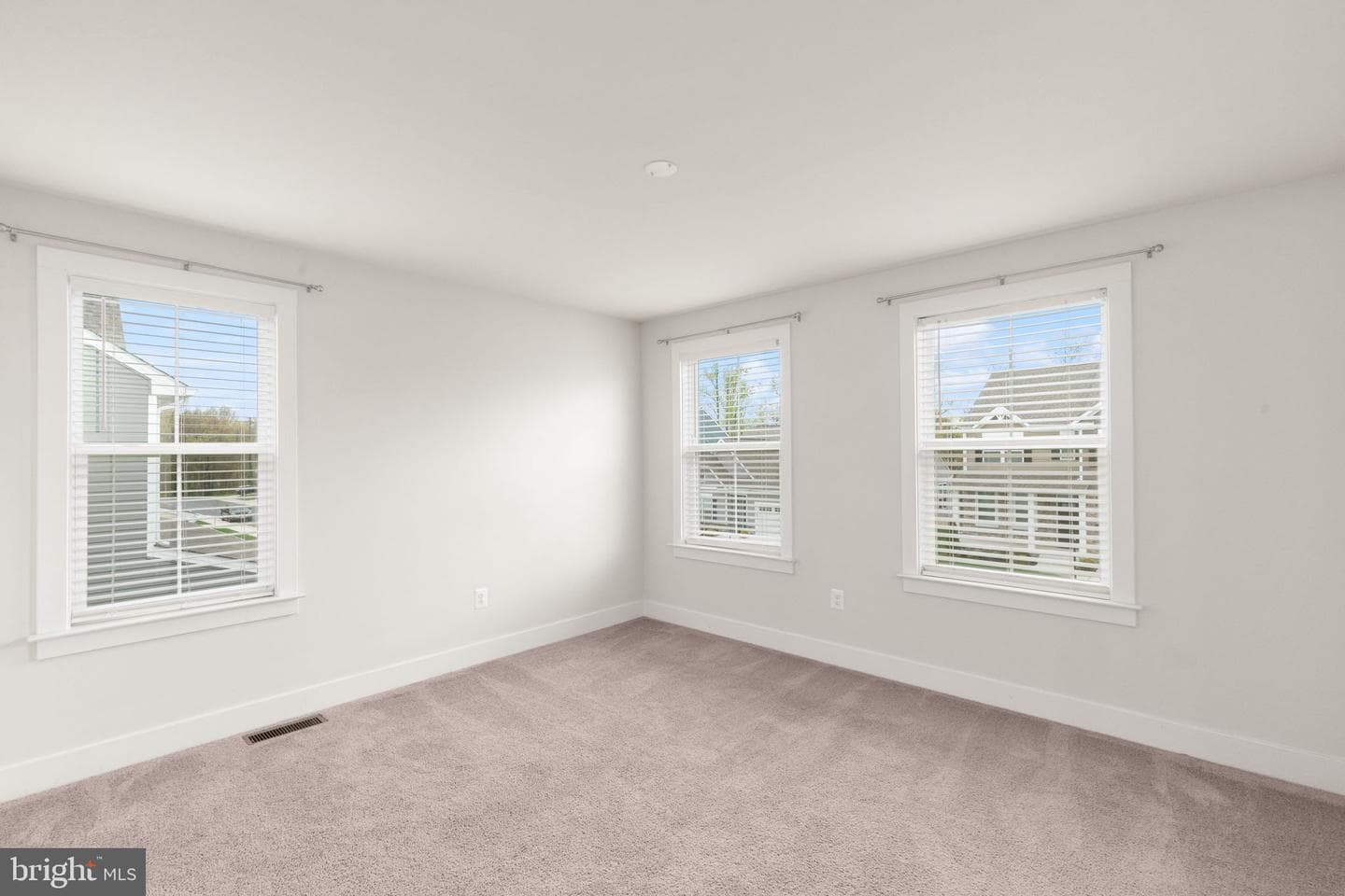 2511 Easy Street photo 33