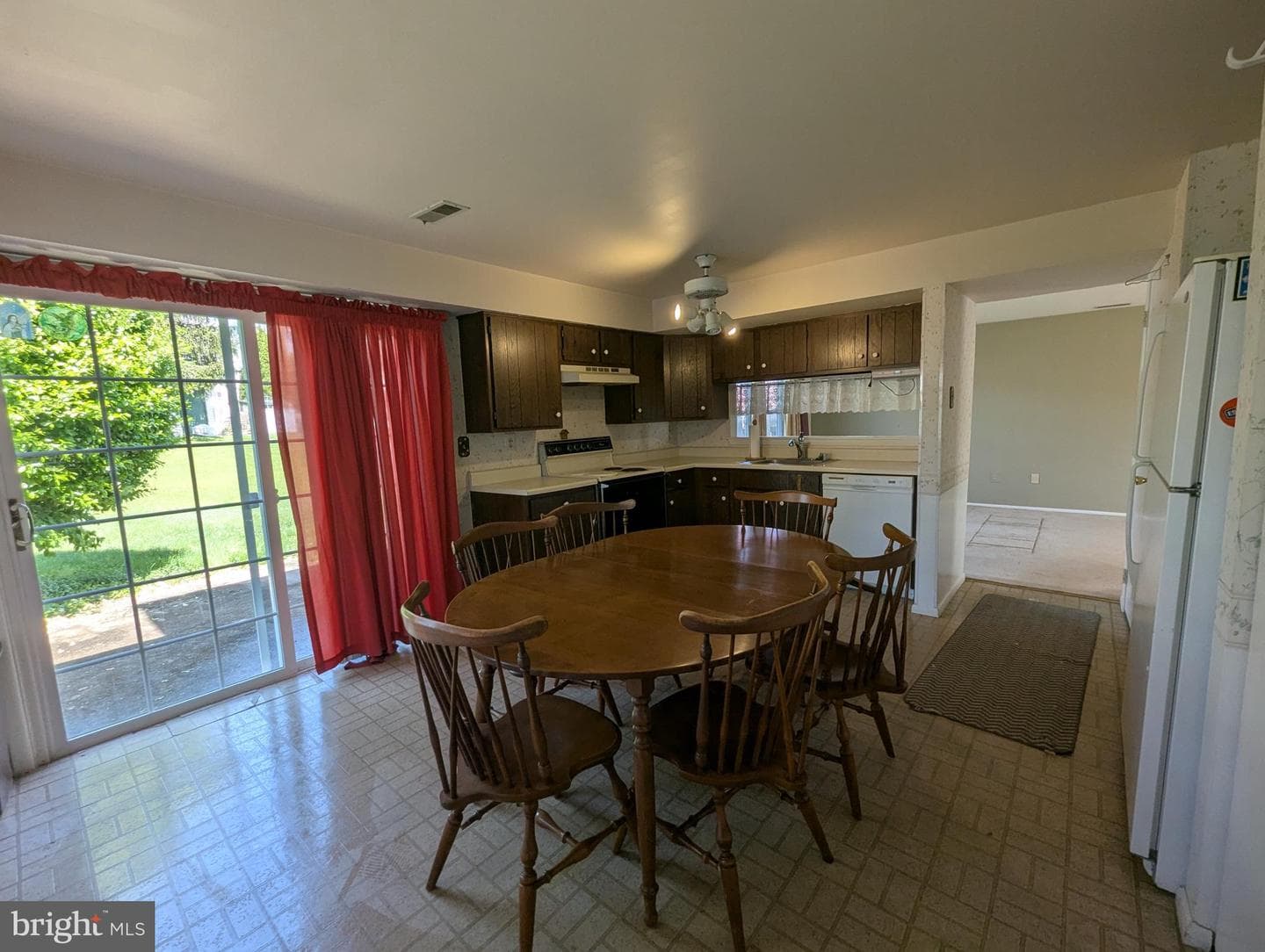 2910 Byron Court photo 4