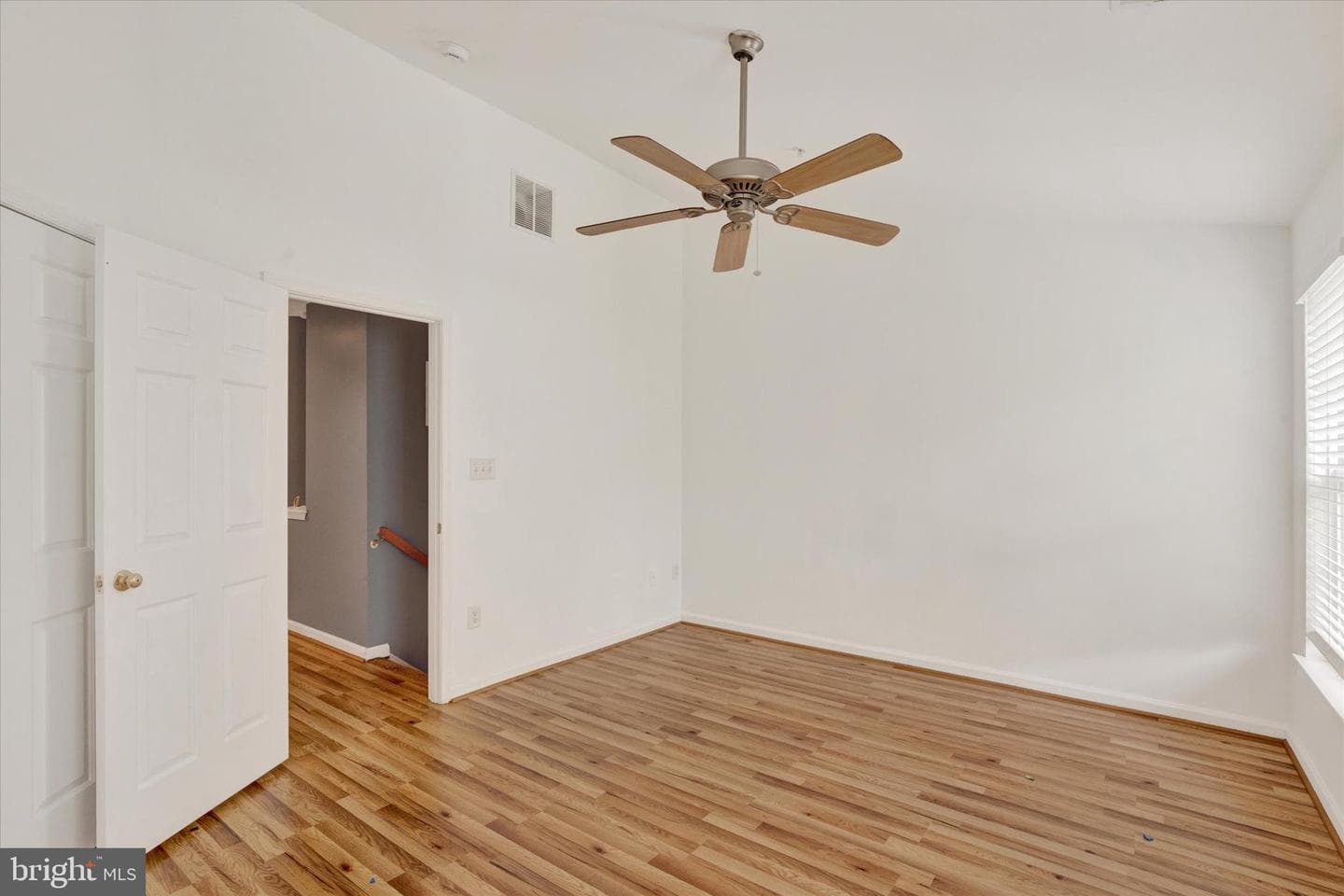 1351 Lewis Lane photo 11