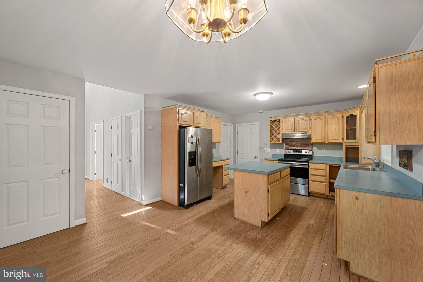 1215 Bartus Court photo 8