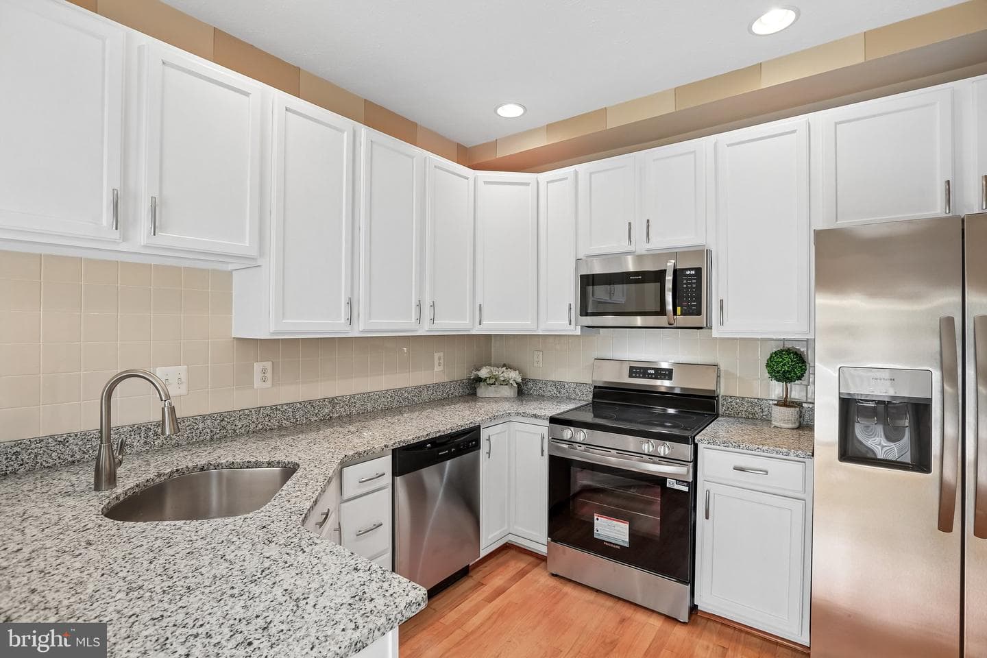 3306 Woodspring Drive photo 9