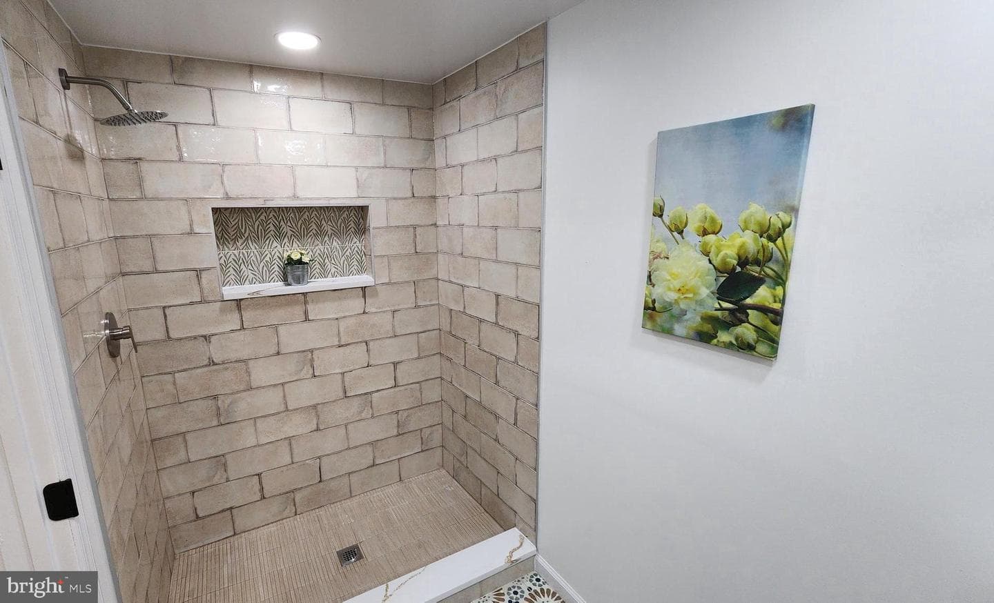 342 Logan Court photo 28