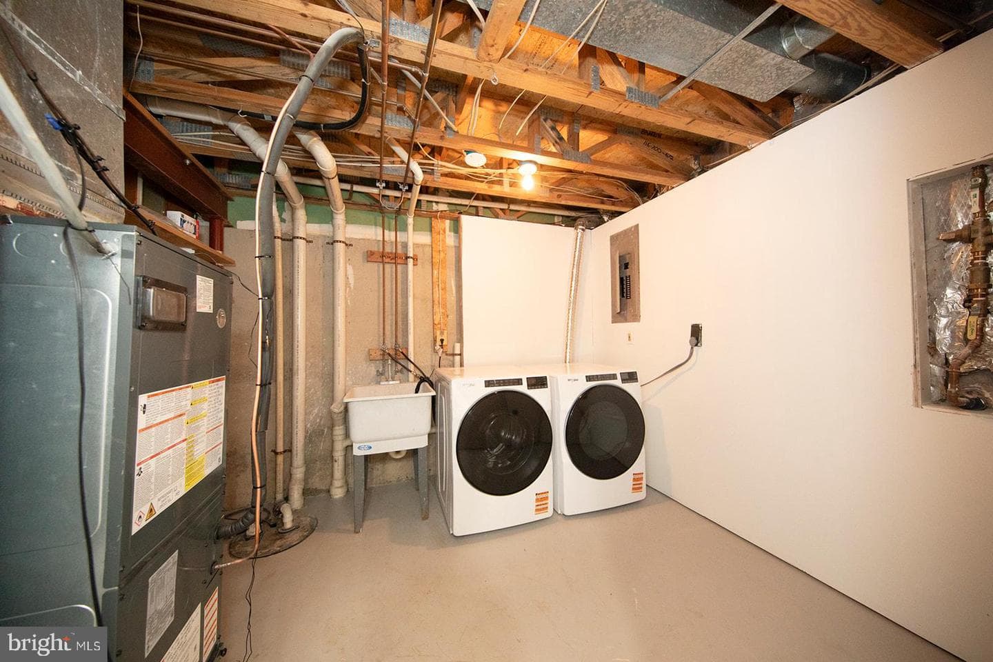 342 Logan Court photo 40
