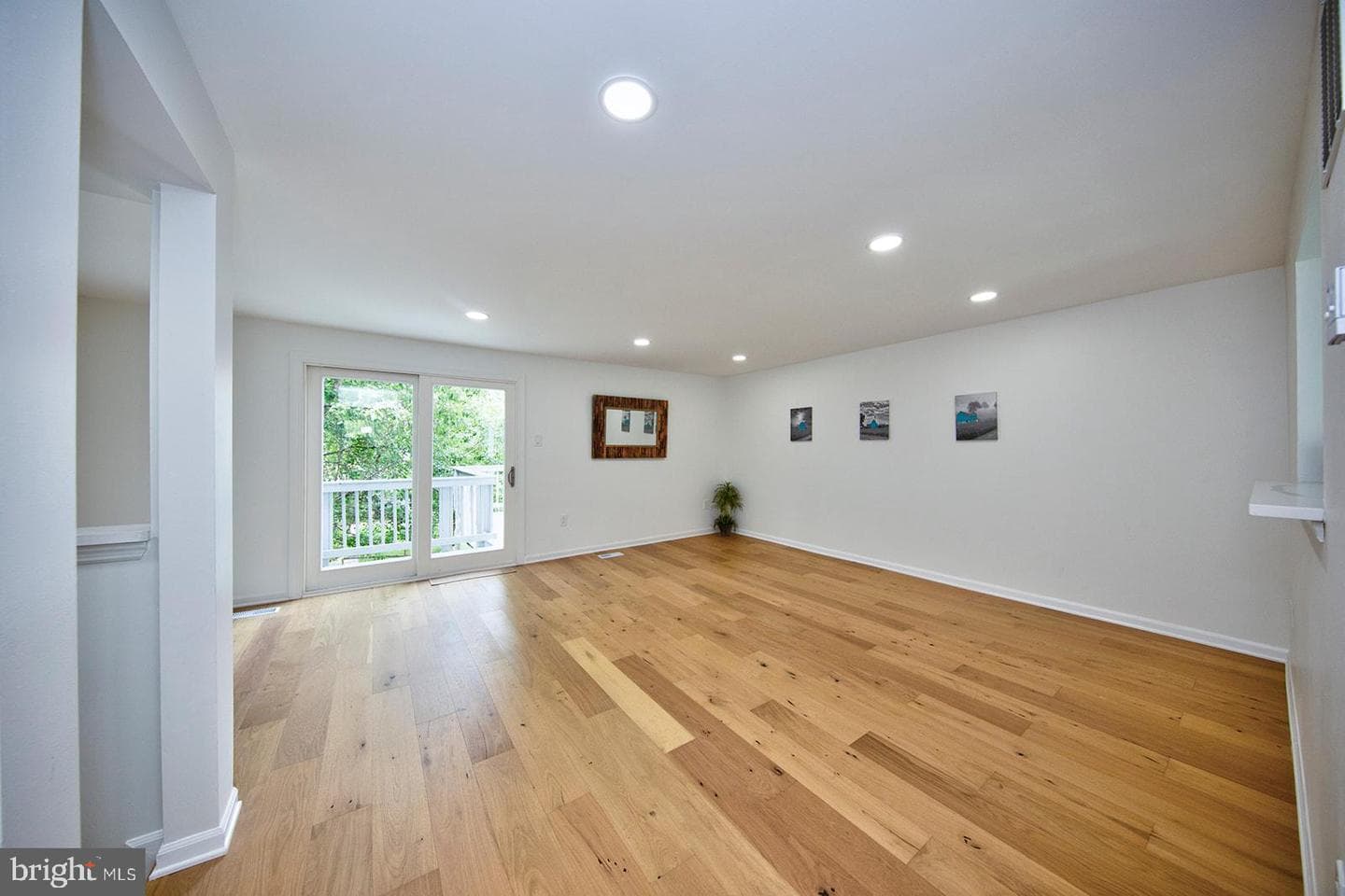 342 Logan Court photo 9