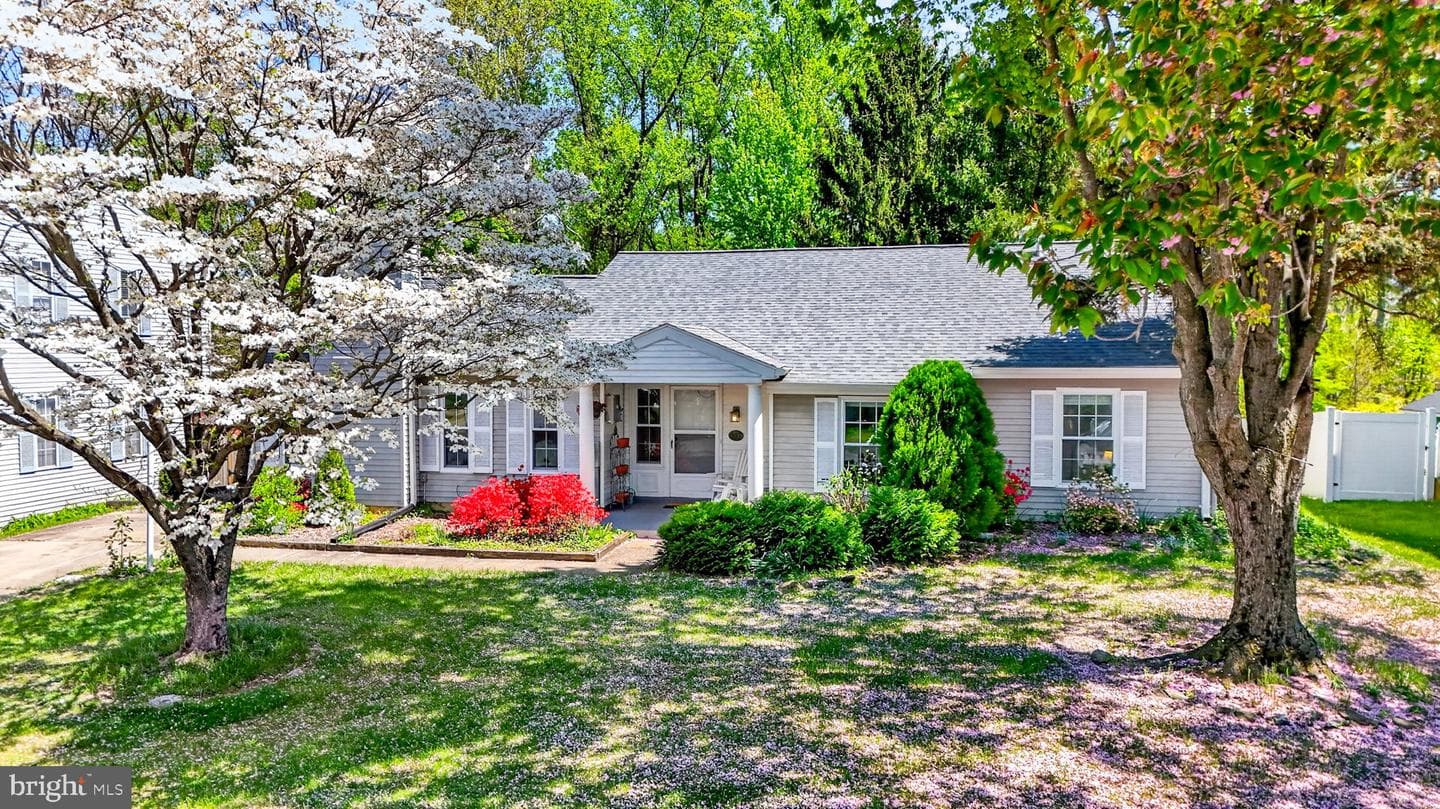 307 Aiken Terrace