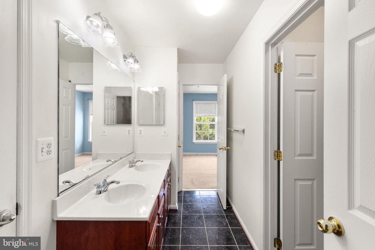 429 Majestic Prince Circle photo 36