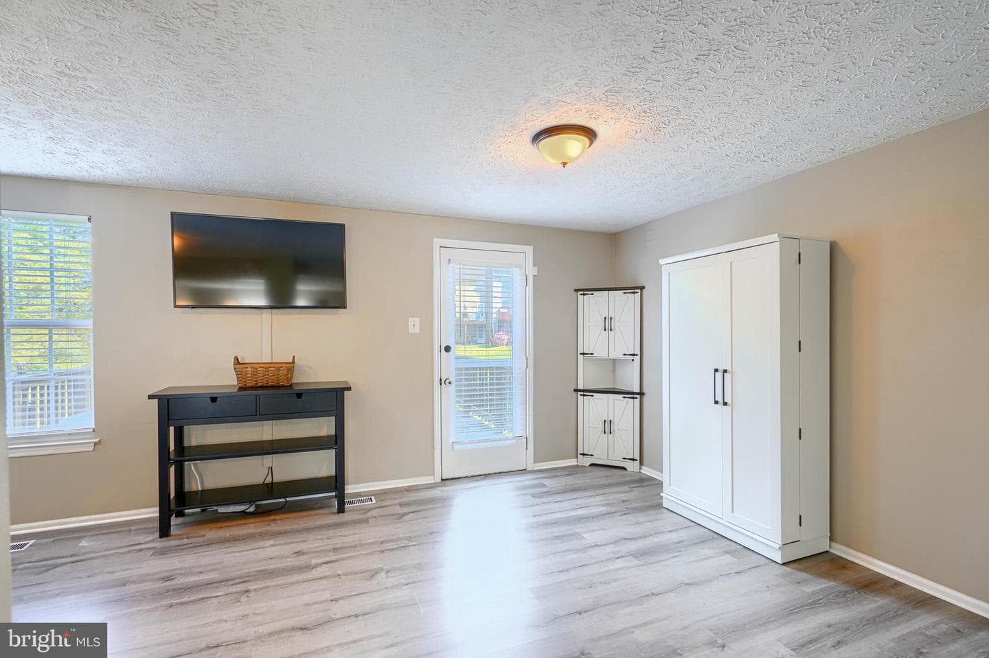 1704 Beechbank Way photo 12