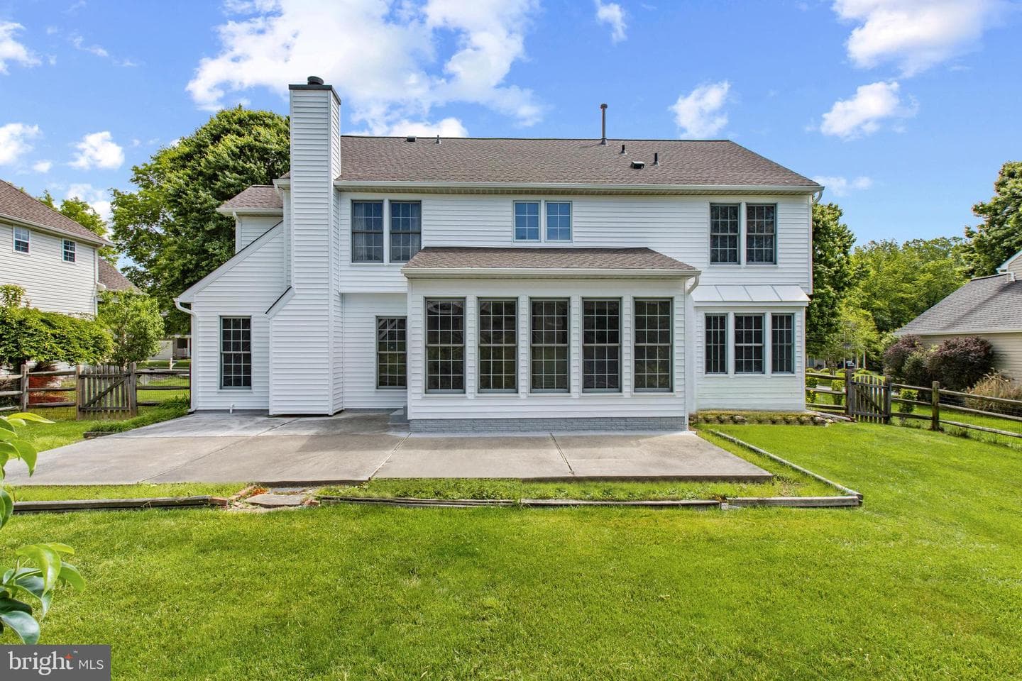 1710 Gillingham Drive photo 35