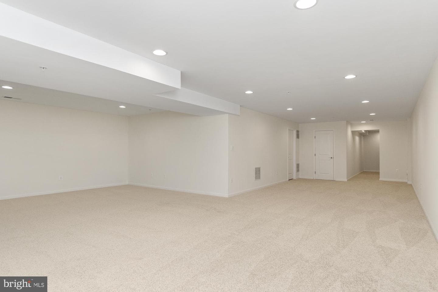 331 Tufton Circle photo 38