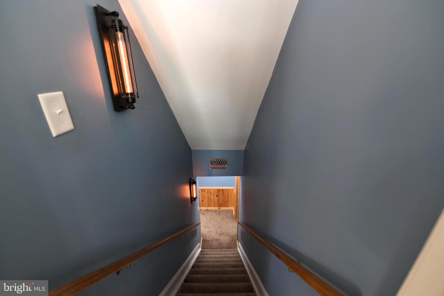 305 Rolling Knoll Drive photo 15