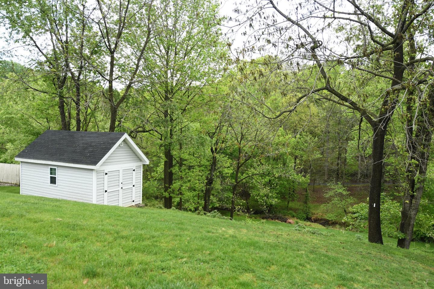 305 Rolling Knoll Drive photo 34