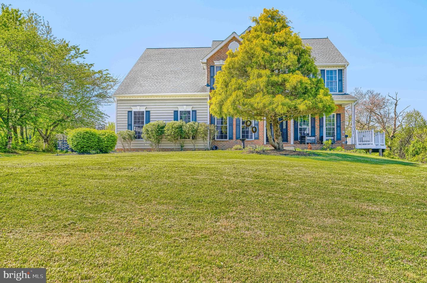 208 Christopher Road photo 4