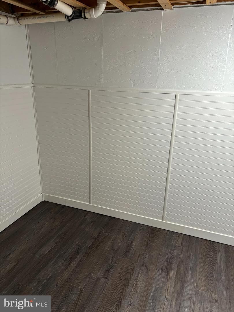 203 Ferring Court photo 43