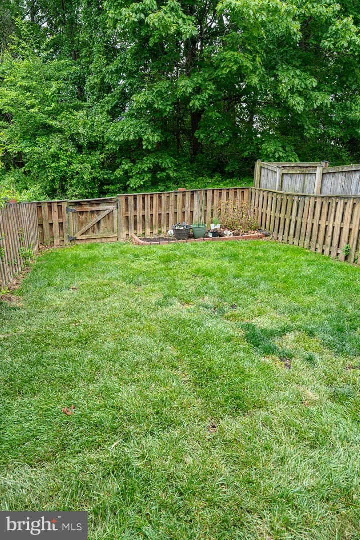 203 Ferring Court photo 6