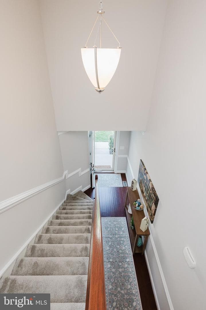 355 Tufton Circle photo 34