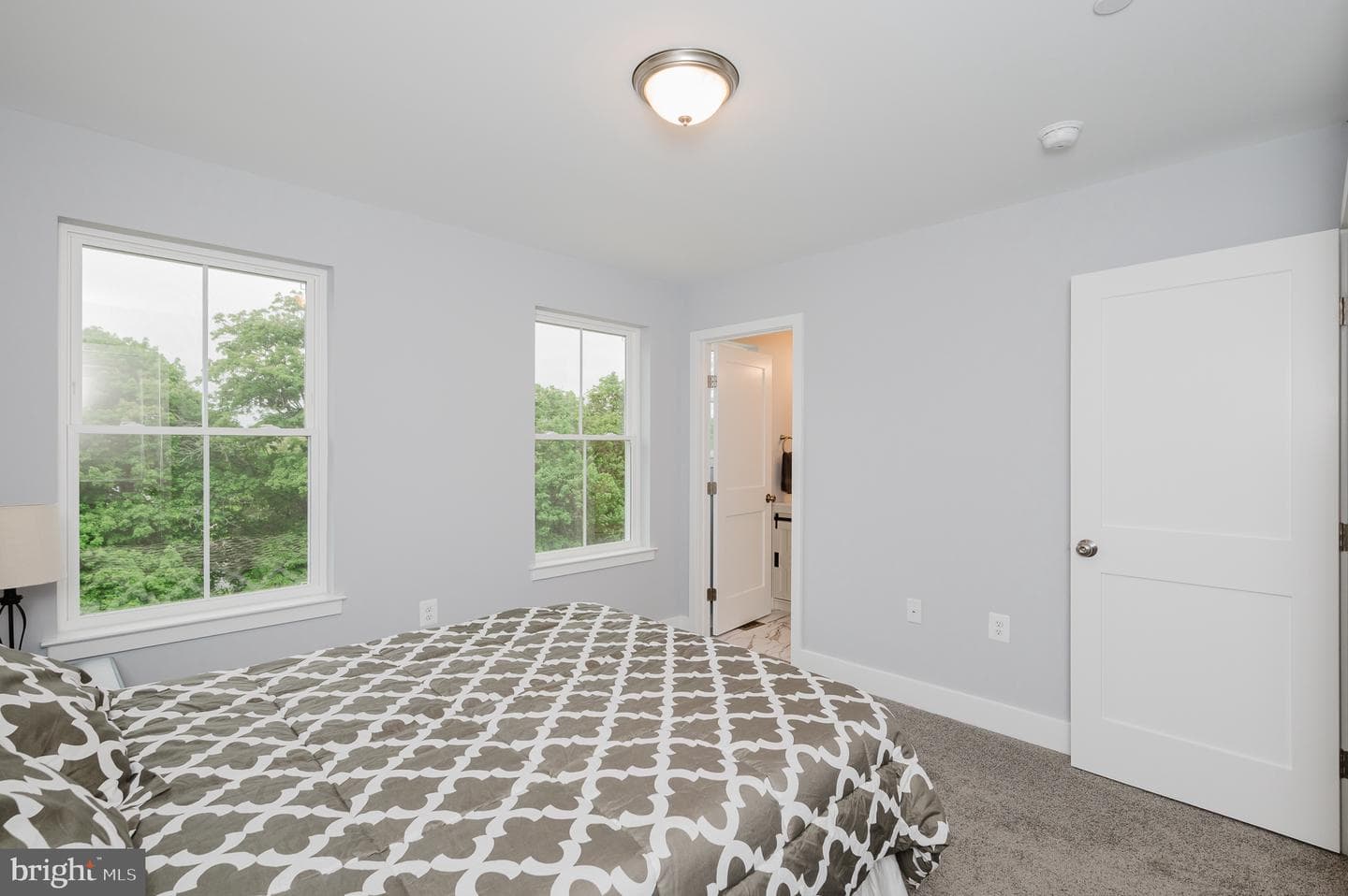 1620 Chestnut Street photo 29