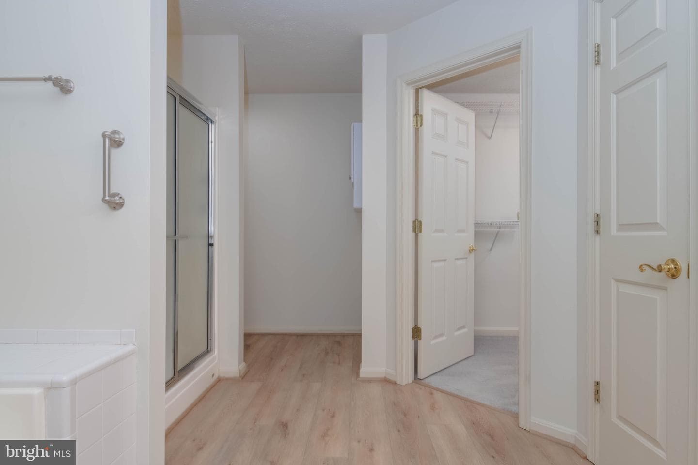1240 Chateau Green Court photo 54