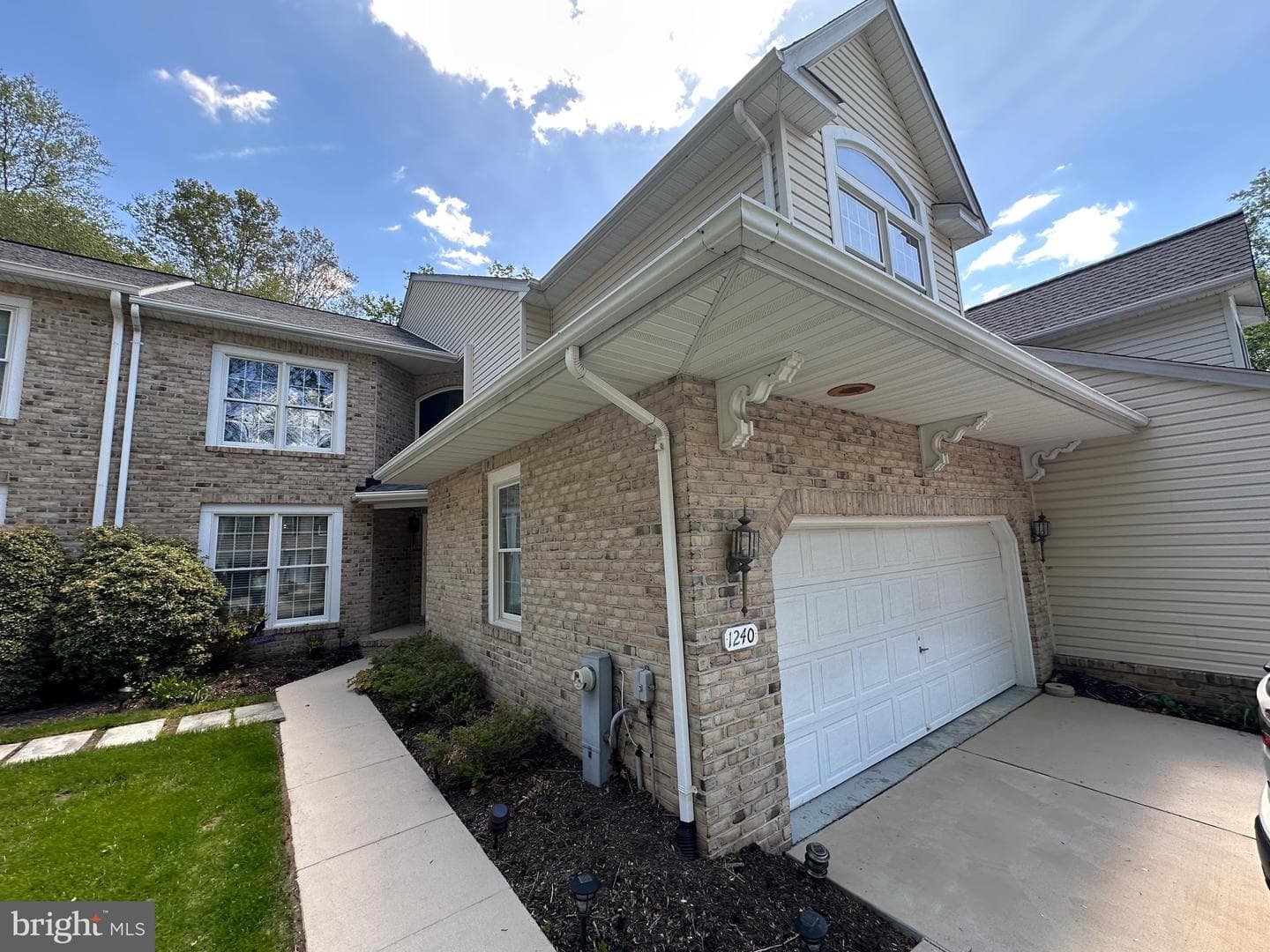 1240 Chateau Green Court photo 9