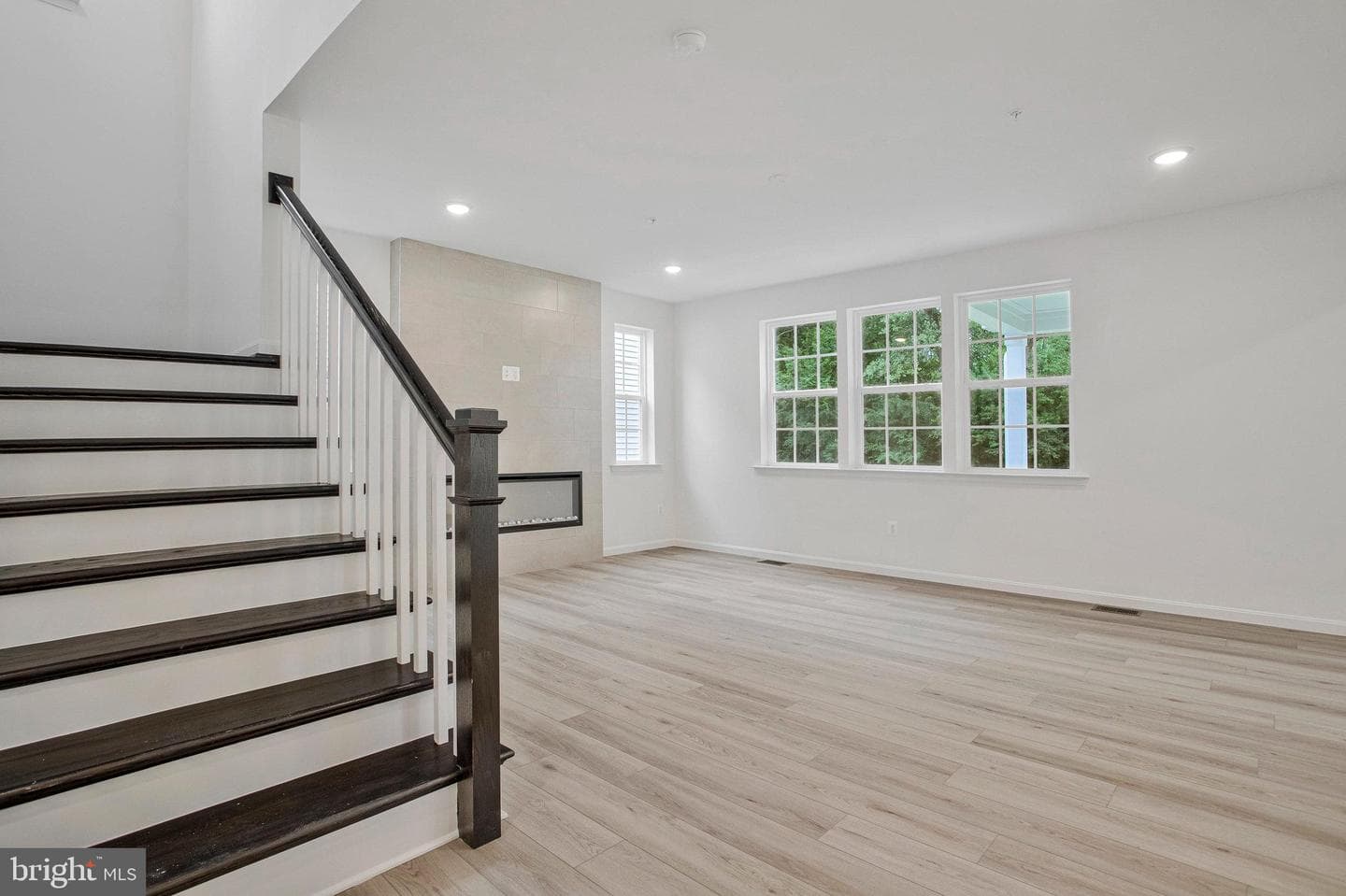 1607 Shady Tree Court photo 16