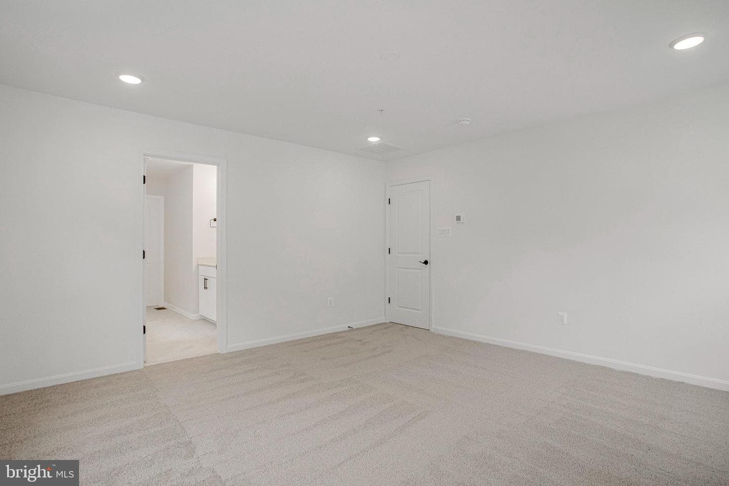 1607 Shady Tree Court photo 37