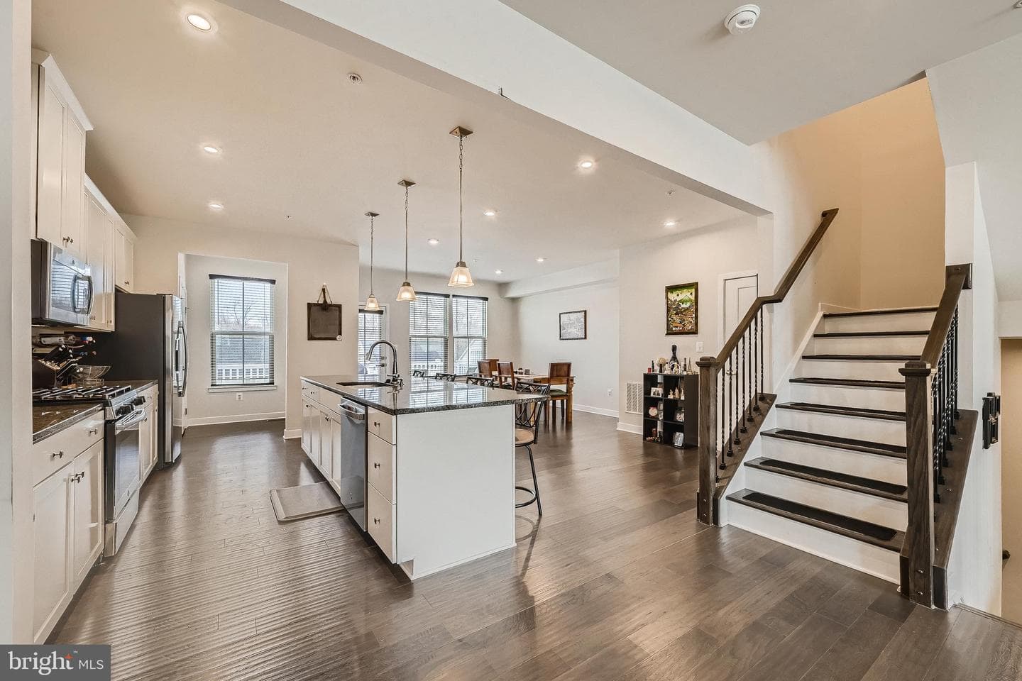 737 Iron Gate Road photo 10
